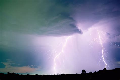 Thunderstorm Facts What Causes Thunderstorms Dk Find Out