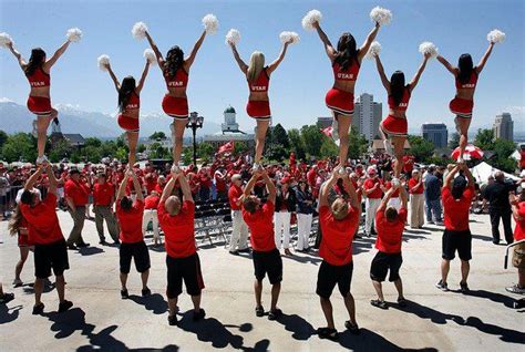 Utah Cheerleaders 2011 2012 Cheerleading Cheerleading Cheers
