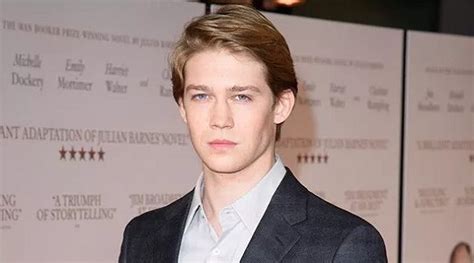 In 2016, alwyn started his career by playing the titular role of billy lynn in his debut war film billy lynn's long halftime walk directed by ang lee, and based on the novel of same name. Joe Alwyn Height, Weight, Age, Bio, Wiki, Family, Net ...
