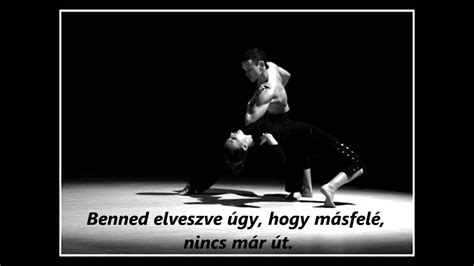 Héten elment a baba, így szokták ugye mondani. Szinetár Dóra ,Bereczki Zoltán - Sorsunk e tánc lyrics ...