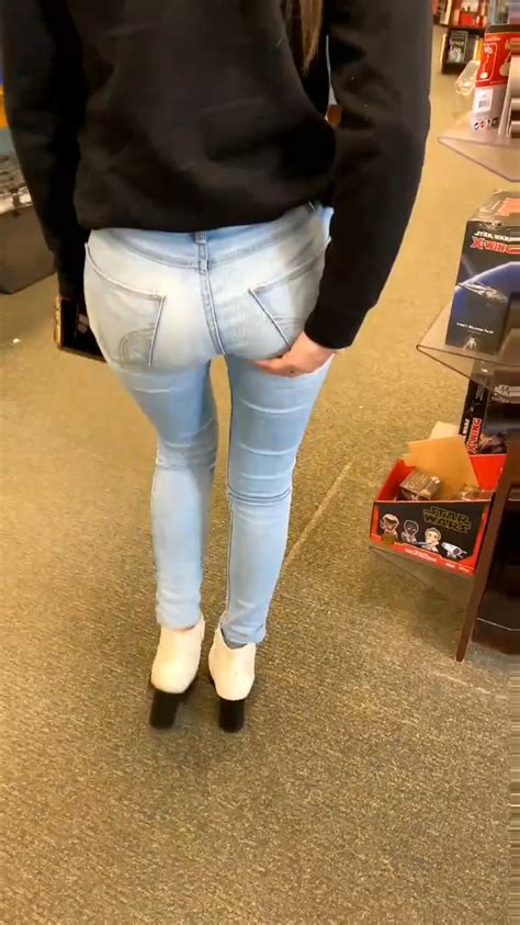 Girl Pees Her Jeans In A Book Store Rgirlspeeingthemselves