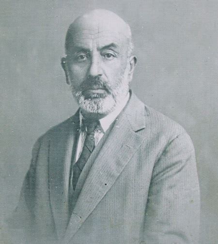 İstiklâl Marşı'nın Şairi Mehmet Akif Ersoy'un Hayatı ve Eserleri