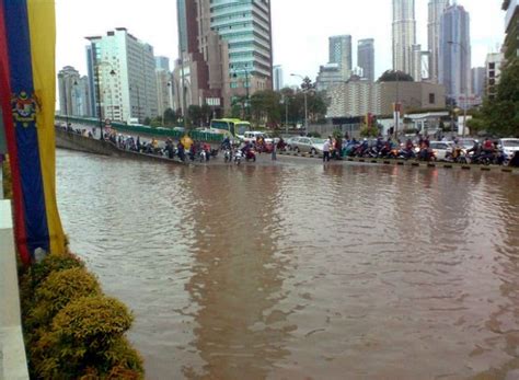 Nisbah suhu, kelajuan angin dan kelembapan: Banjir kilat melanda Kuala Lumpur lagi - Citizens Journal ...