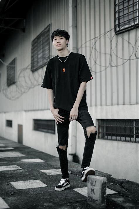 See more ideas about mens outfits, mens fashion, menswear. All Black Outfit Men Streetwear