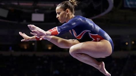 A Lady Gymnast In Lycra Leotards A Review Of Alicia Sacramone Youtube