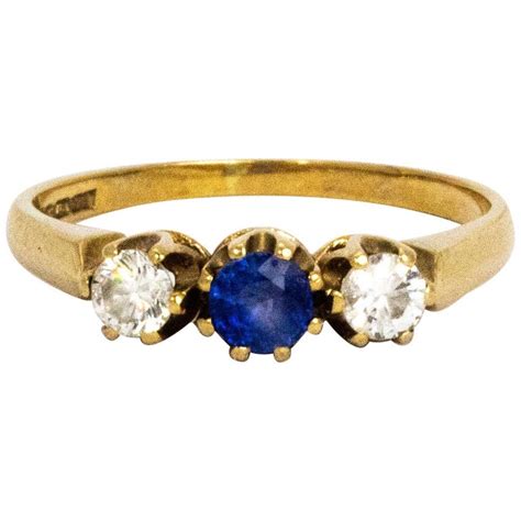 Vintage Diamond And Sapphire 9 Carat Gold Ring For Sale At 1stdibs