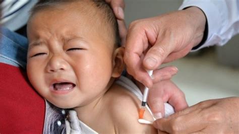 china to punish hundreds of officials over vaccine scandal bbc news