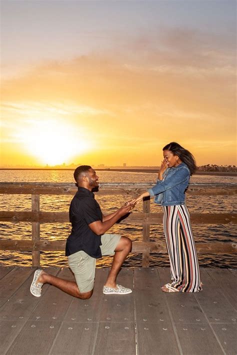 Wedding photography discussion by professional photographers, amateur photographers, brides, grooms, or married couples. 18 Best Romantic Proposals That Inspire You | Proposal photography, Romantic proposal, Wedding ...