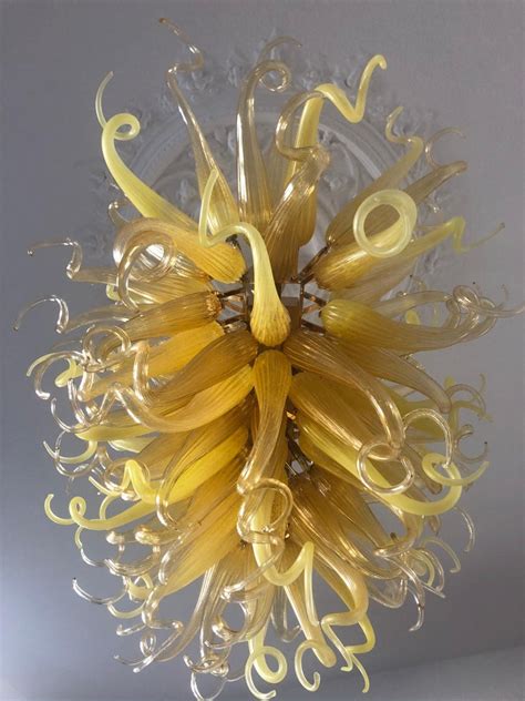 Amazing Dale Chihuly Style Murano Glass Chandelier Late 20th Century