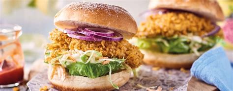 Topped with a sauce similar to. Schnell & einfach Crispy Chicken Burger | LIDL Kochen