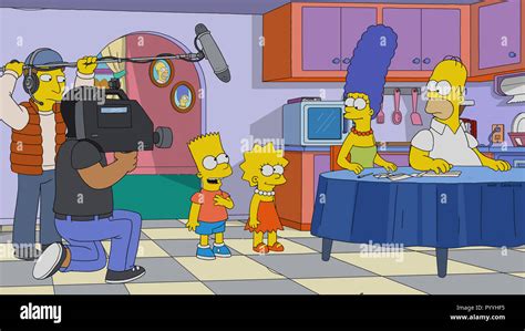 Die Simpsons 3 Beginnend Von Links Bart Simpson Lisa Simpson Marge