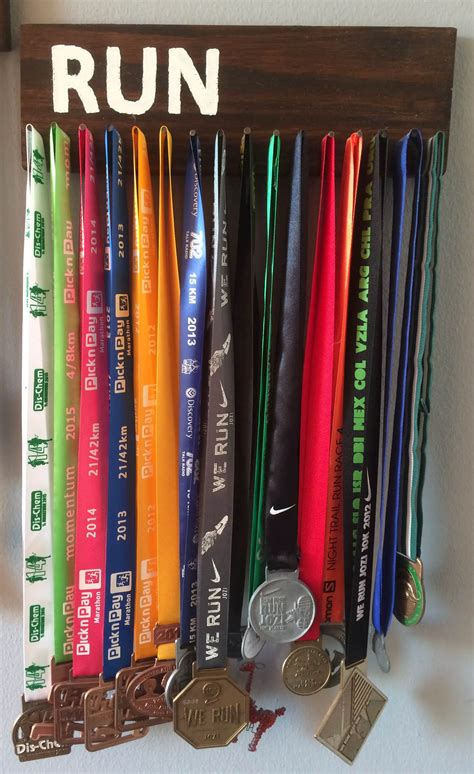 Simple Medal Holder Display Your Race Medals The Diy Life