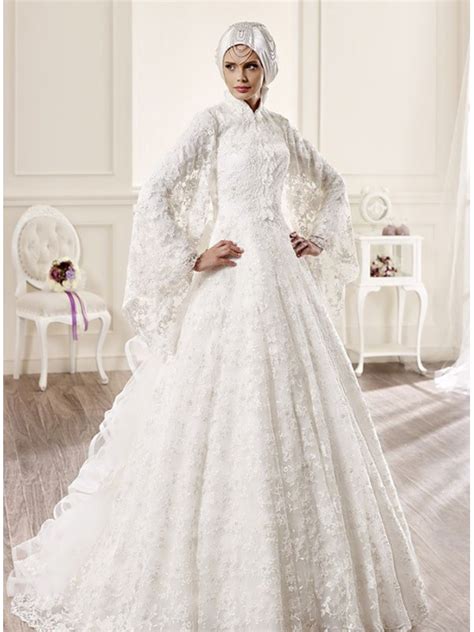 Scopri il tuo sogno abiti da sposa semplici in vendita da wearzius in italia, la migliore possibilità di acquistare i tuoi abiti da sposa con un prezzo molto economico ora. Abito da Sposa Invernale particolare con maniche lunghe a pipistrello e pizzo