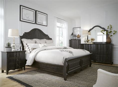 No matter what your preference, we have an impressive selection of bedroom sets, including beds that fit standard queen, eastern king and california king mattresses. Chesapeake Antique Black Queen Sleigh Bed - 1StopBedrooms.