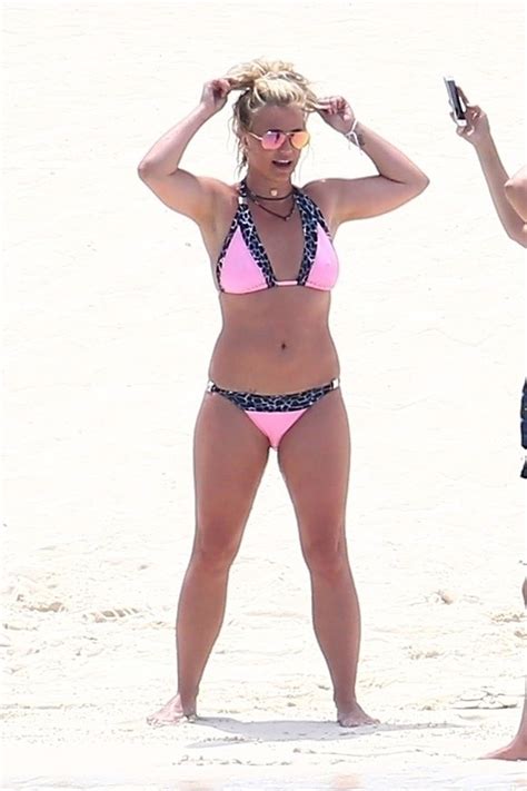 britney spears sexy bikini jun 23 2019 35 pics the fappening