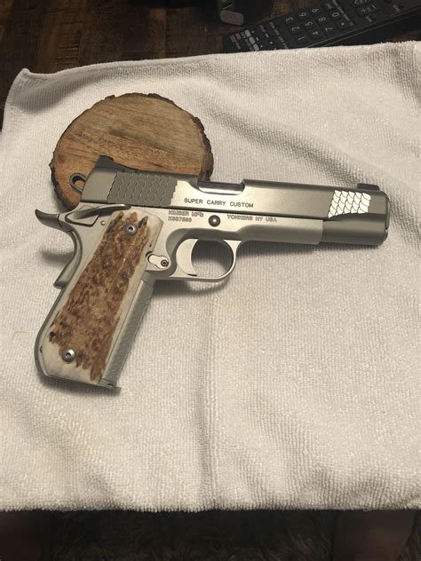 Kimber Super Carry Custom With Elk Stag Grips R1911