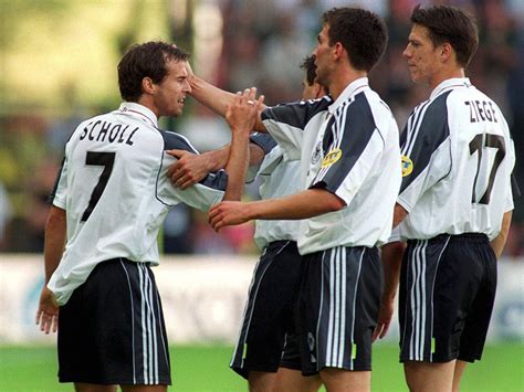 Europameisterschaft in portugal (covilha) (04.06.2000). Geschichte der EURO: Der schöne Fußball triumphiert :: DFB ...