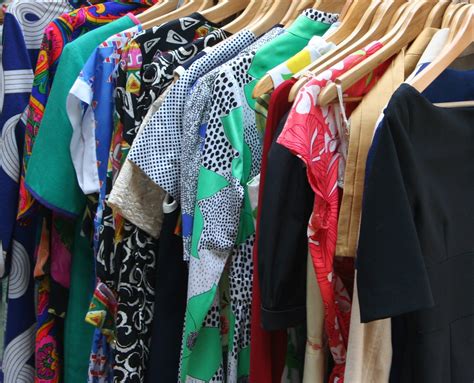 Gambar Warna Mode Perbelanjaan Garmen Butik Kabinet Gaun
