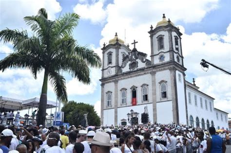 Posso escolher qual a vacina que quero tomar? Carnaval e festas populares estão suspensas até definição de vacina - OrlaNEWS