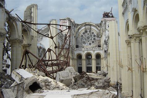 Das beben weckt erinnerungen an das verheerende erdbeben im jahr 2010, bei dem mehr als 220 000 menschen ums leben gekommen waren. Chronik des großen Erdbebens in Haiti zum 10. Jahrestag