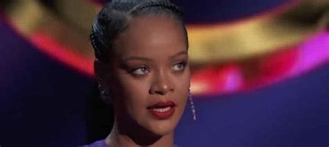 Rihanna Sa Vidéo Très Sexy Savage X Fenty Pour Le Black Friday Mce Tv