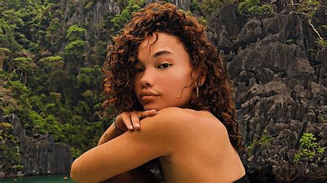 Ashley Moore On Model Squad Is An Instagram Star Who Loves To Travel