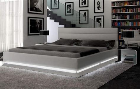 Contemporary Bed Frames Legends Furniture Modern Beds Zmdn 7001 7002