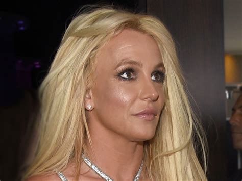 Britney Spears Formally Asks To End Conservatorship This Fall The Spotted Cat Magazine