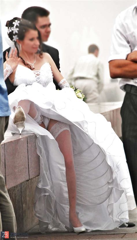 Amateur Bride Upskirt