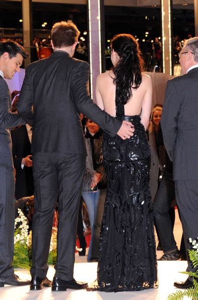 kristen stewart robert pattinson kristen stewart and robert pattinson photos breaking dawn