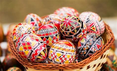 Just my husband and i, although we love leftovers we don't need a meal for 8 pax. 7 Curious Easter Traditions Around the World - eDreams ...