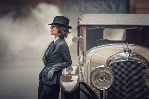 Helen mccrory, the character actor best known for her work in projects like the harry potter franchise and peaky blinders, has passed away following a battle with cancer, according to her husband. Face au krach boursier, la saison 5 des « Peaky Blinders ...