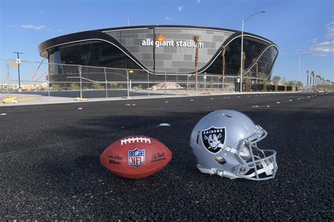 New Raiders Stadium Cost Raiders Allegiant Stadium Features 85 Foot