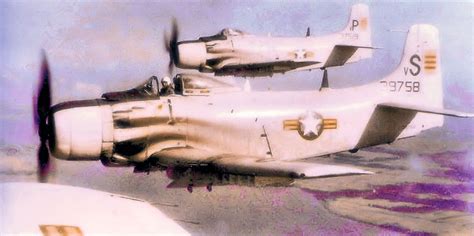 A 1h Skyraiders Vnaf Vietnam Wwii Fighter Planes