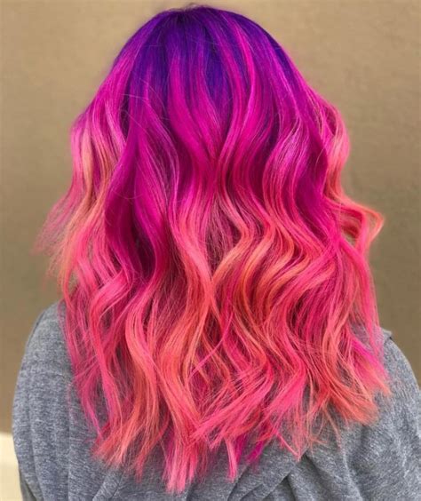 Как покрасить волосы в розовый цвет на один раз 98 фото