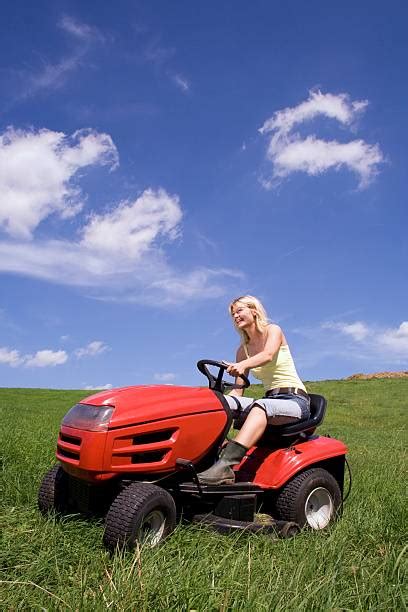 60 Riding Lawn Mower Woman Stock Photos Pictures And Royalty Free