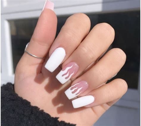 Check spelling or type a new query. Consigli per ragazze💫 | Unghie dorate, Unghie quadrate ...