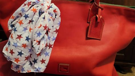 Wimb Th Of July Carry Dooney And Bourke Florentine Medium Russell In Red Dooneyandbourke