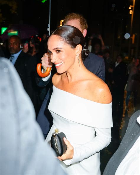 Meghan Markles White Dress Has An Important Secret Meaning Who What Wear