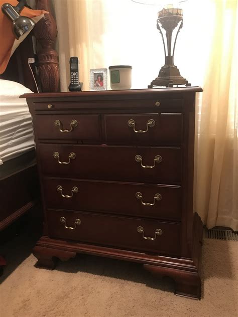 Nobody beats our price match guarantee. I Have A Newer 5 Thomasville Bedroom Set. I Don't Know Its ...