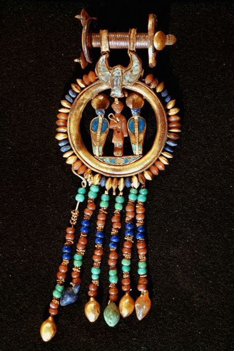 Earring From The Tomb Of Tutankhamun One Of The 6 In 2020