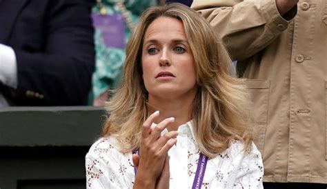 Andy Murrays Wife Kim Gets Dainty In Lace Top At Wimbledon Day 2 Wwd Beautifaire