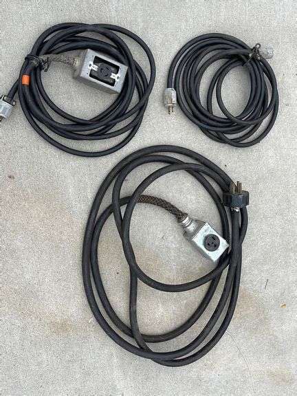 Heavy Duty 240 Volt Extension Cord 2 Extension Cords Sherwood Auctions