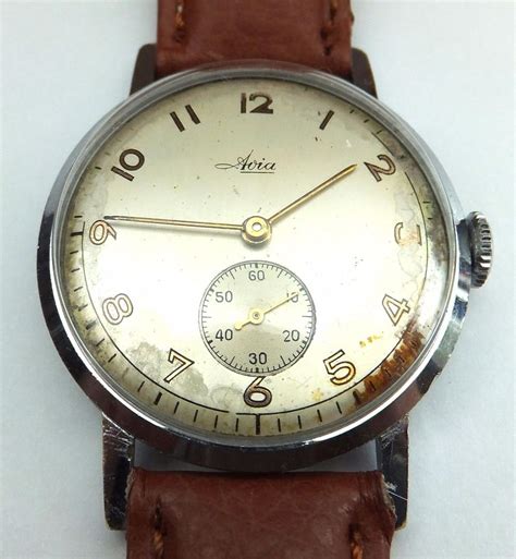Vintage 1945 Avia 15 Jewels Gents Wristwatch Exc Condition 1778087719