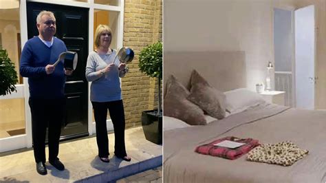 This Mornings Ruth Langsford And Eamonn Holmess Bedroom Revealed See
