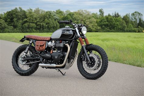 Triumph Bonneville T120 Tracker Baak 2 Glorious Motorcycles