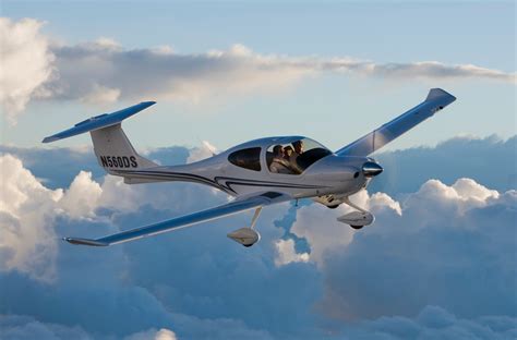 Diamond Aircraft Takes Off With ADS-B! - LifeStyle Aviation