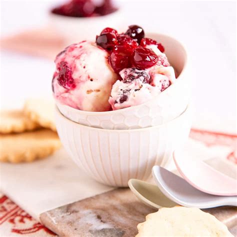 Easy Cranberry Ice Cream No Churn Helens Fuss Free Flavours