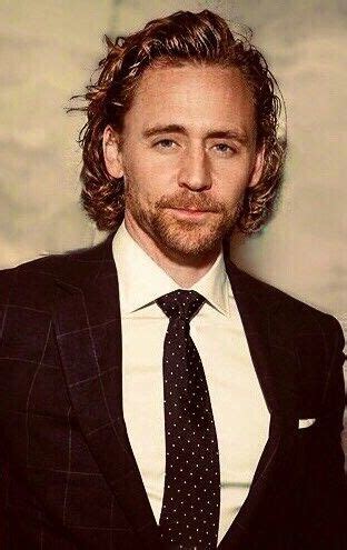 Get his left leg over just right so he didn't kick or step on her without taking the split so. Die 1227 besten Bilder von celebrities | Tom hiddleston ...