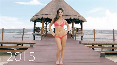 Video La Evoluci N Del Bikini Con Amanda Cerny Amandacerny Fotos De Su Posado En Playboy